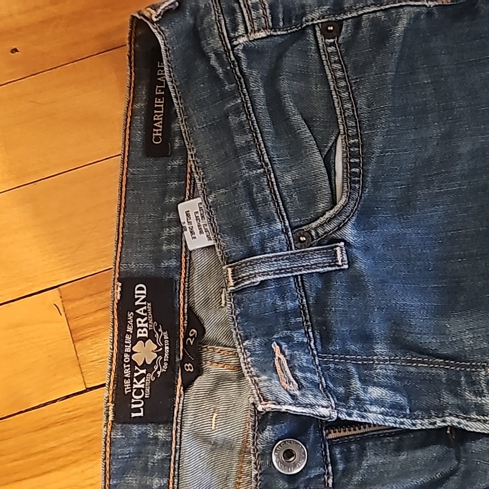 Jeans - Picture 3 of 4
